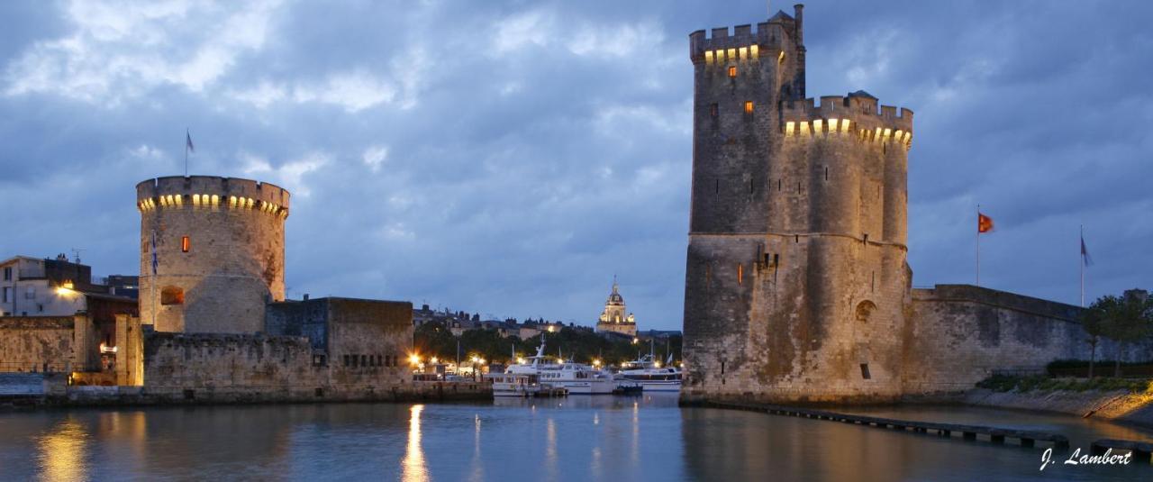 Chambre D'Hotes Les Bains Du Bruant Saint-Porchaire Kültér fotó